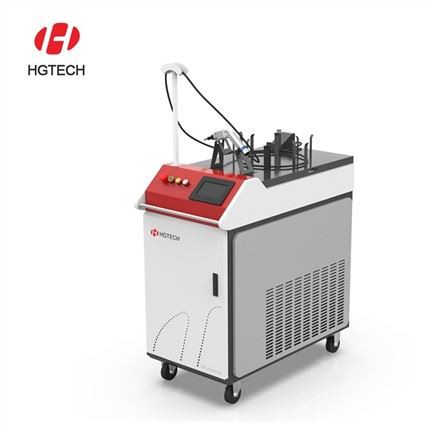 हाथ में वेल्डिंग मशीन